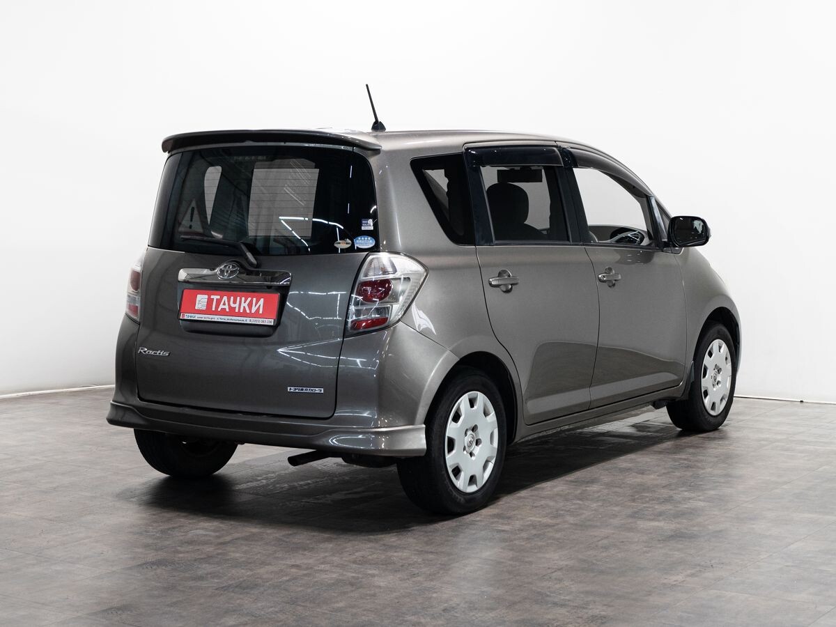 Toyota Ractis 2009 - фото автомобиля