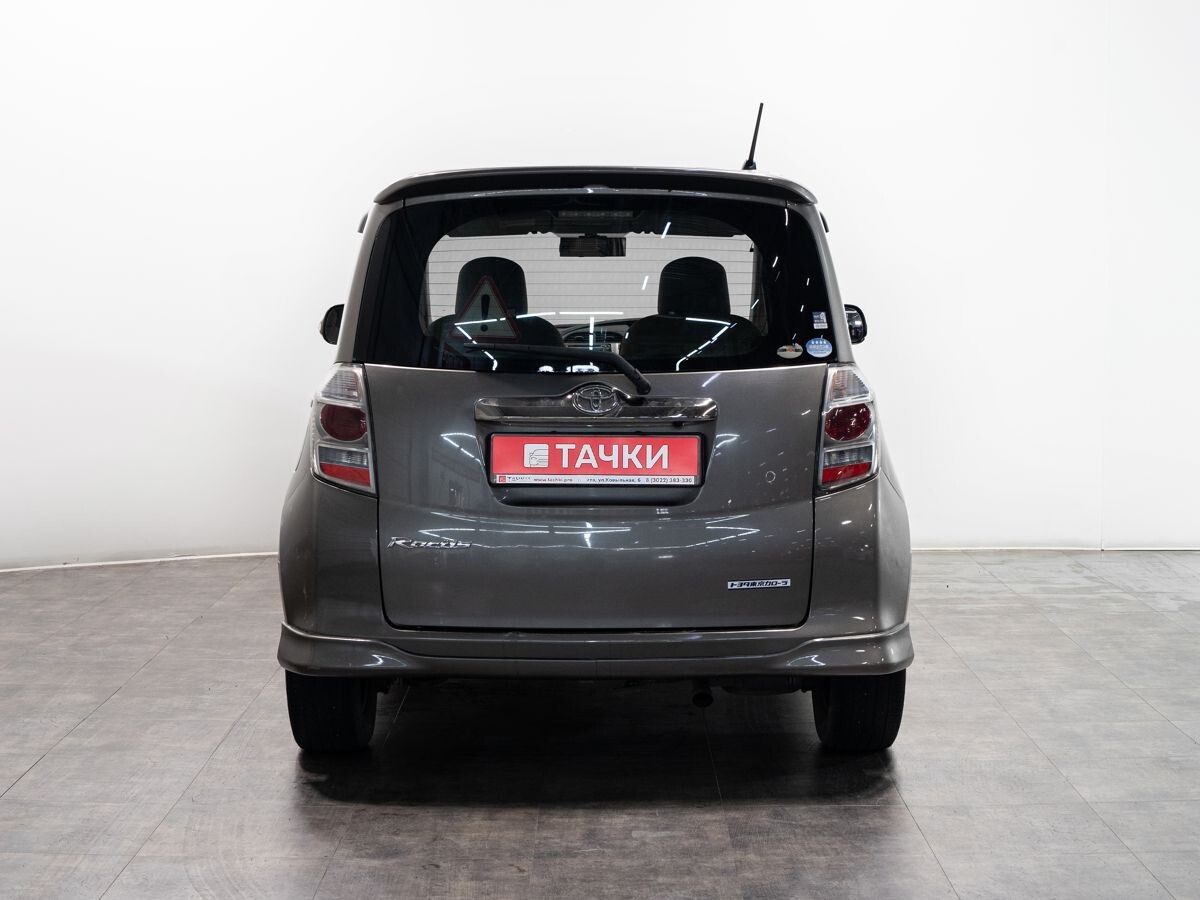 Toyota Ractis 2009 - фото автомобиля