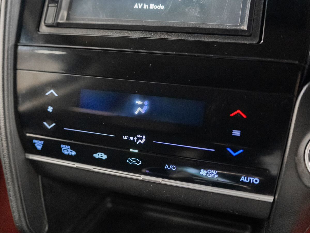 Honda Shuttle 2015 - фото автомобиля