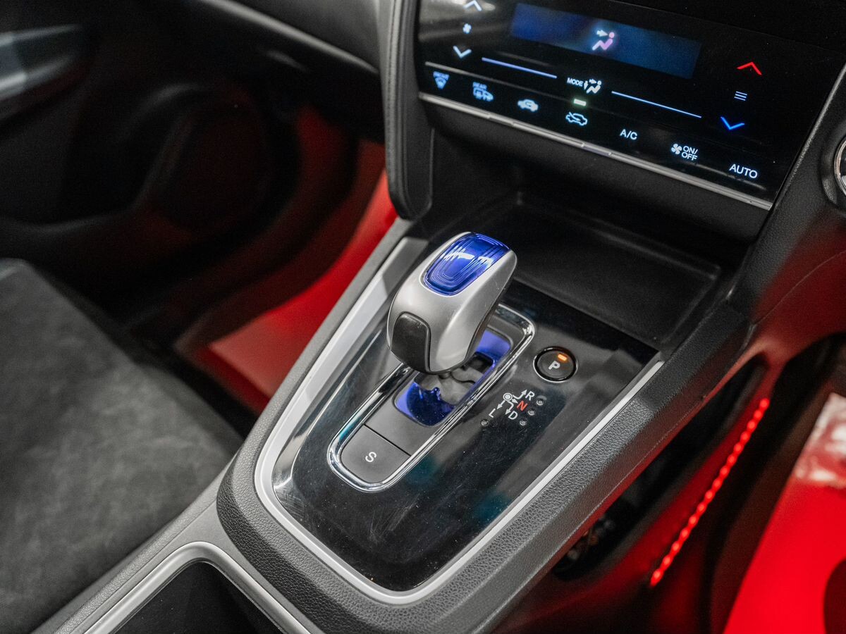 Honda Shuttle 2015 - фото автомобиля