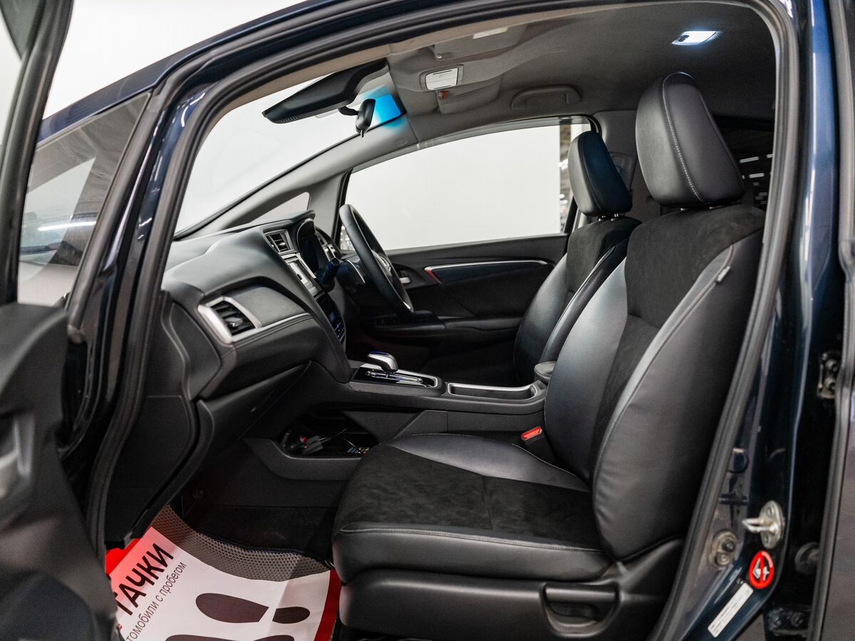 Honda Shuttle 2015 - фото автомобиля