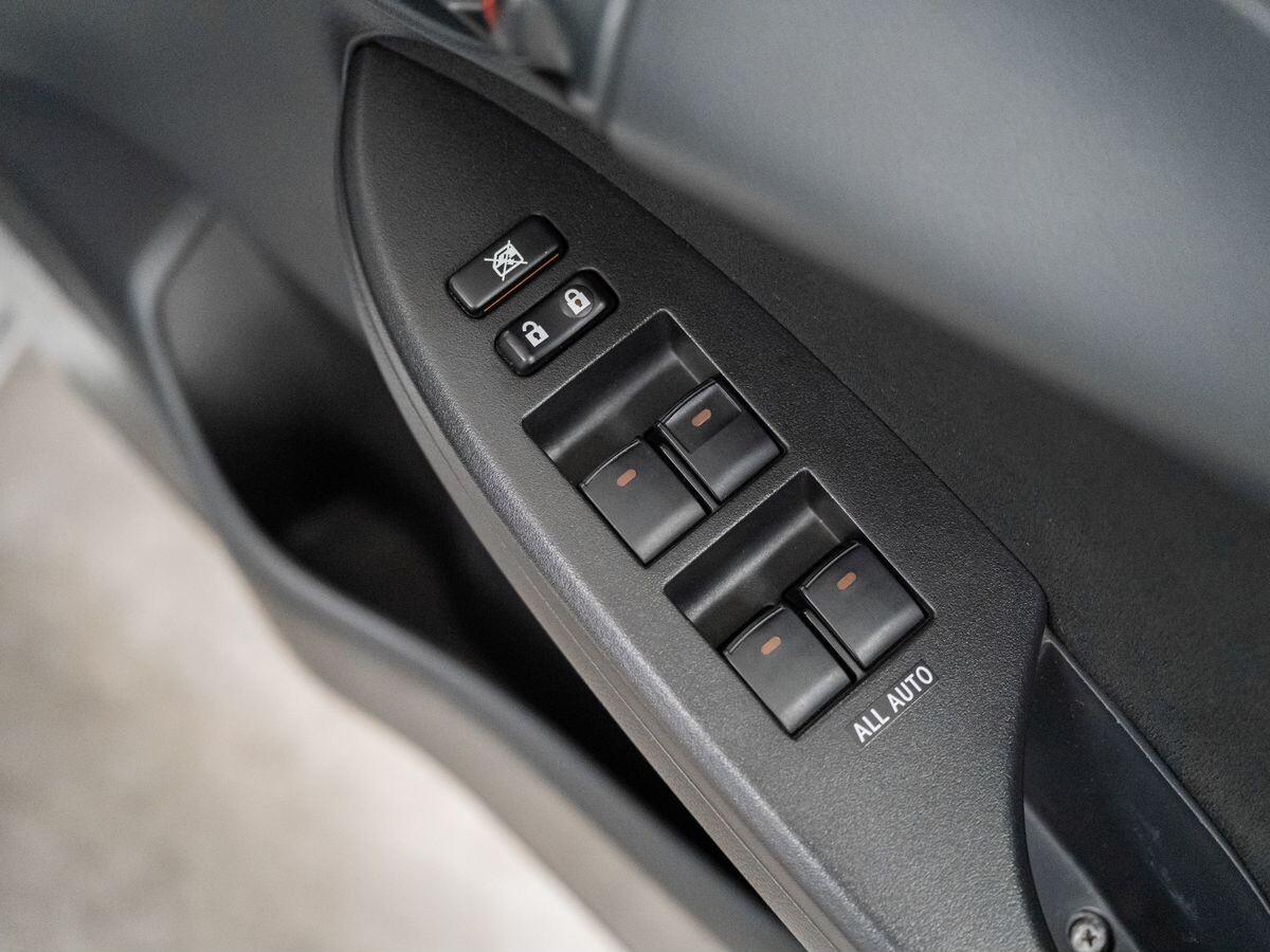 Toyota Corolla Fielder 2010 - фото автомобиля
