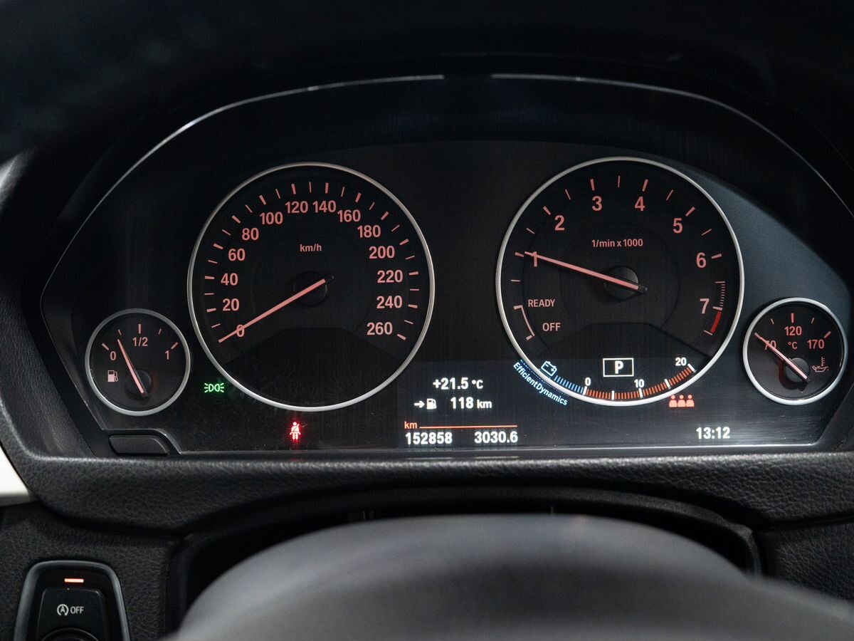 BMW 3-Series 2017 - фото автомобиля