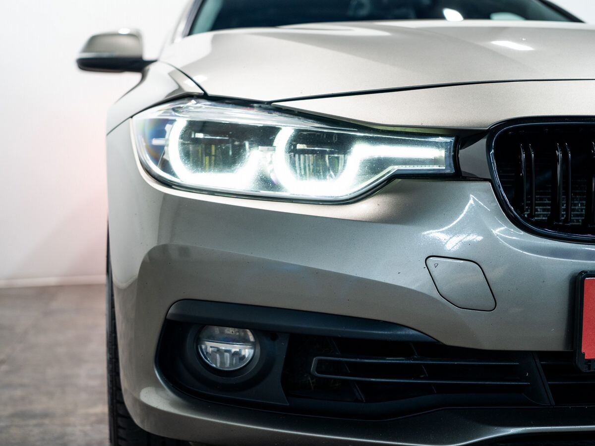 BMW 3-Series 2017 - фото автомобиля