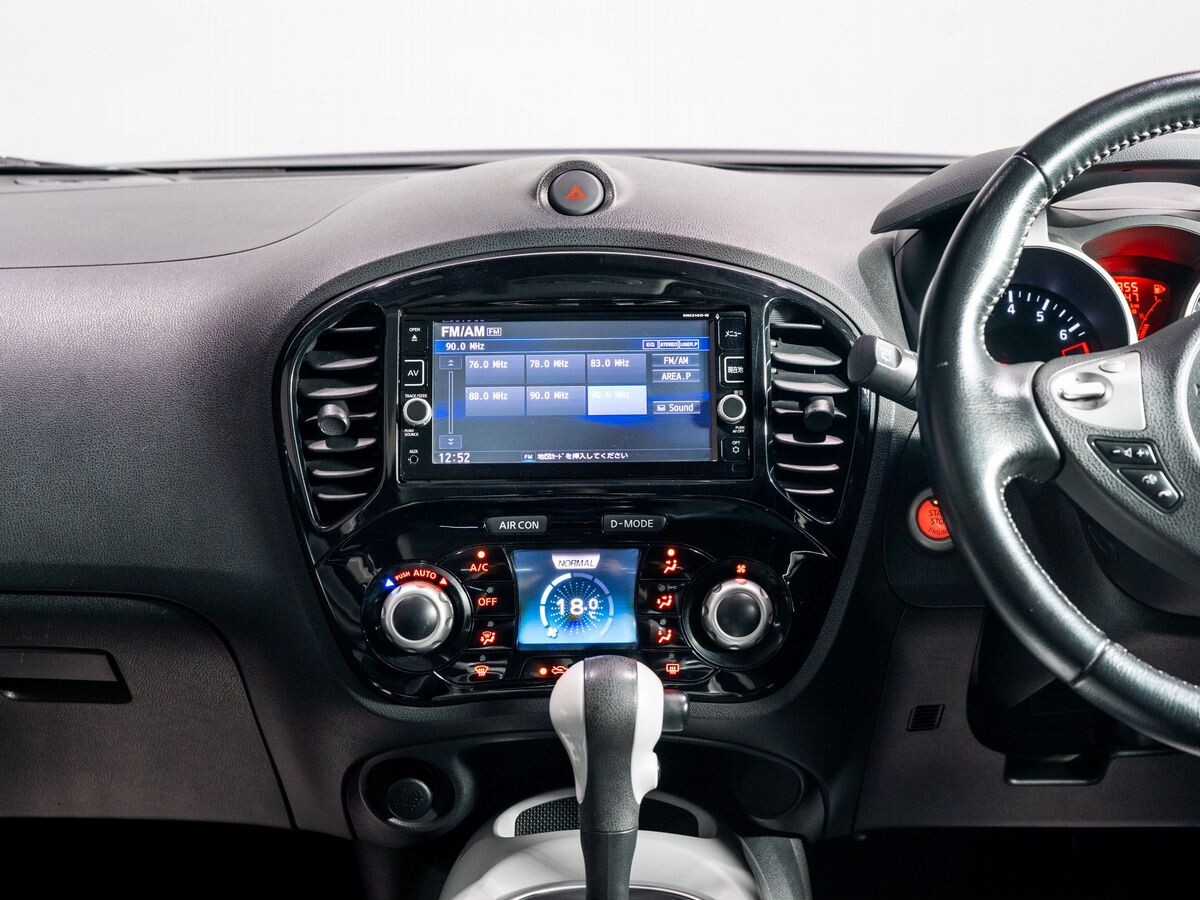 Nissan Juke 2016 - фото автомобиля