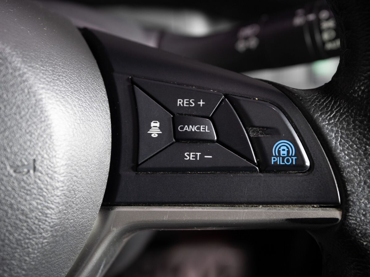 Nissan Serena 2016 - фото автомобиля