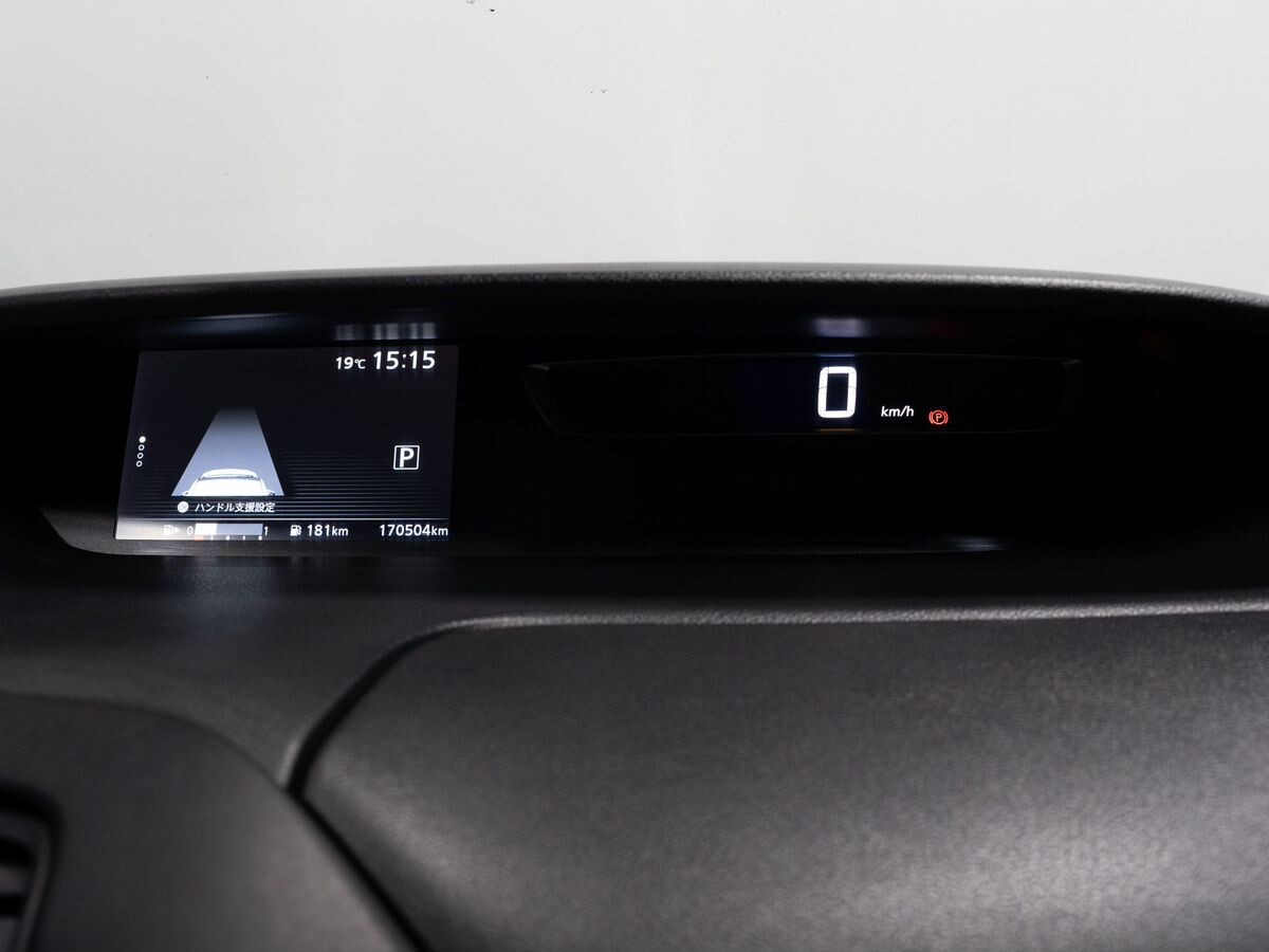Nissan Serena 2016 - фото автомобиля