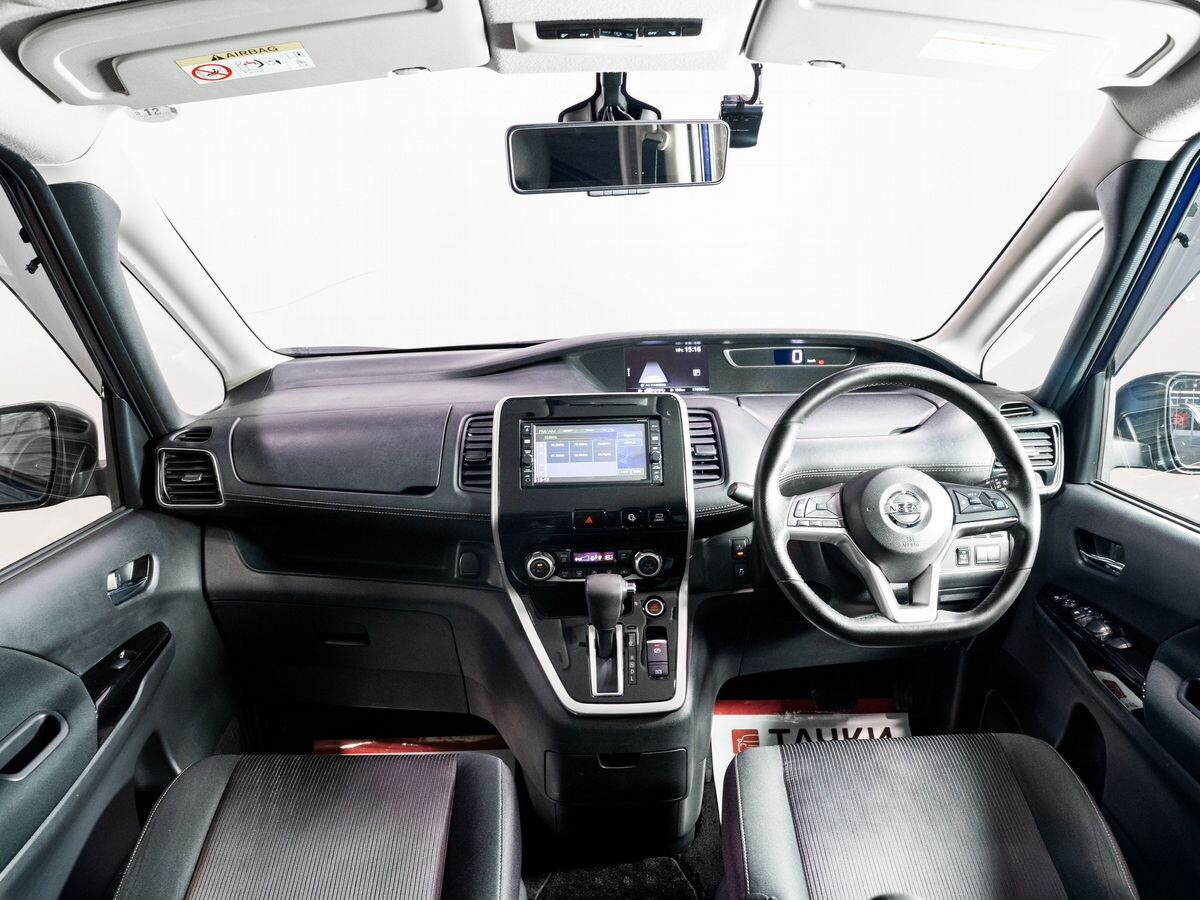 Nissan Serena 2016 - фото автомобиля