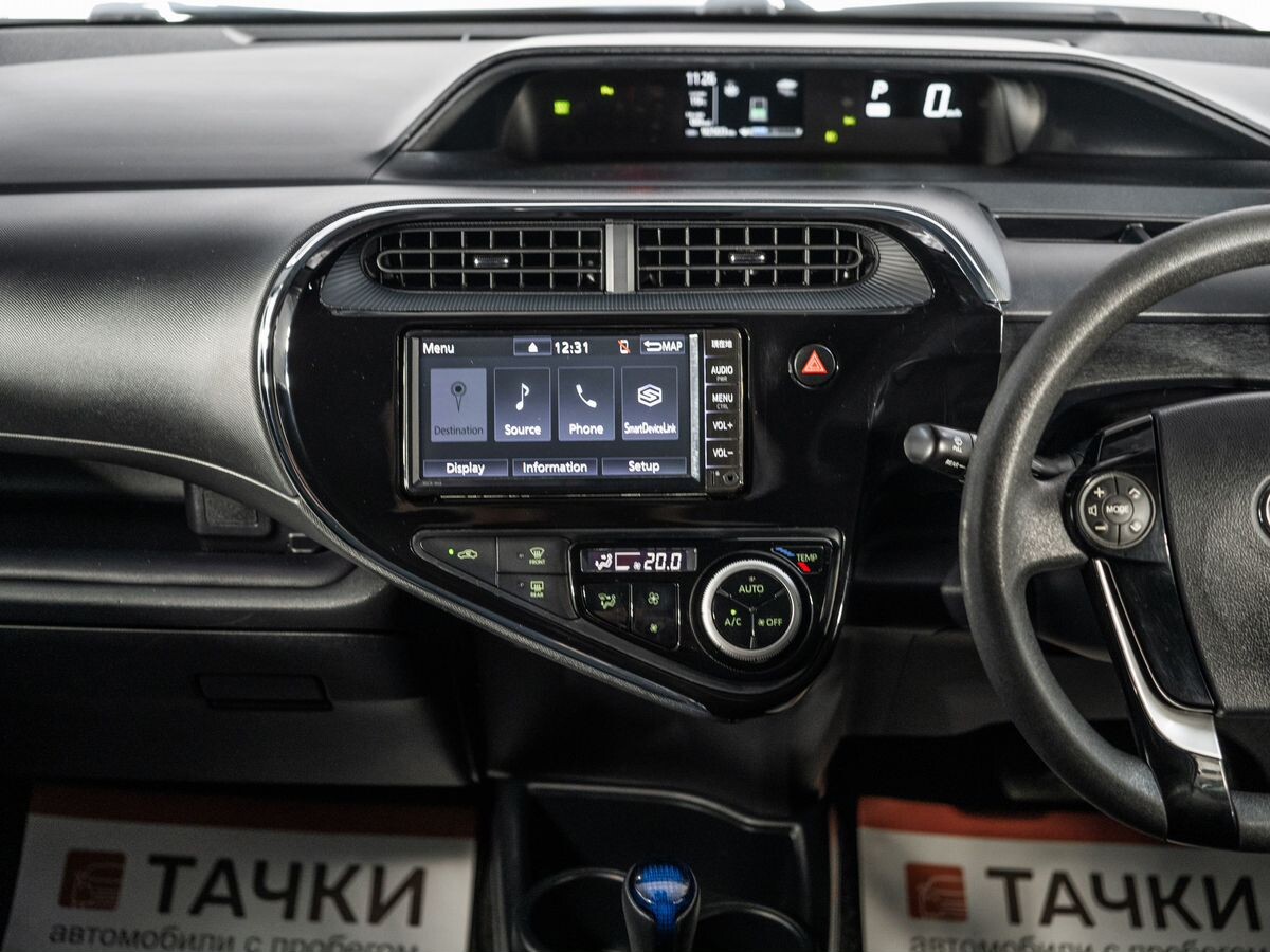 Toyota Aqua 2019 - фото автомобиля