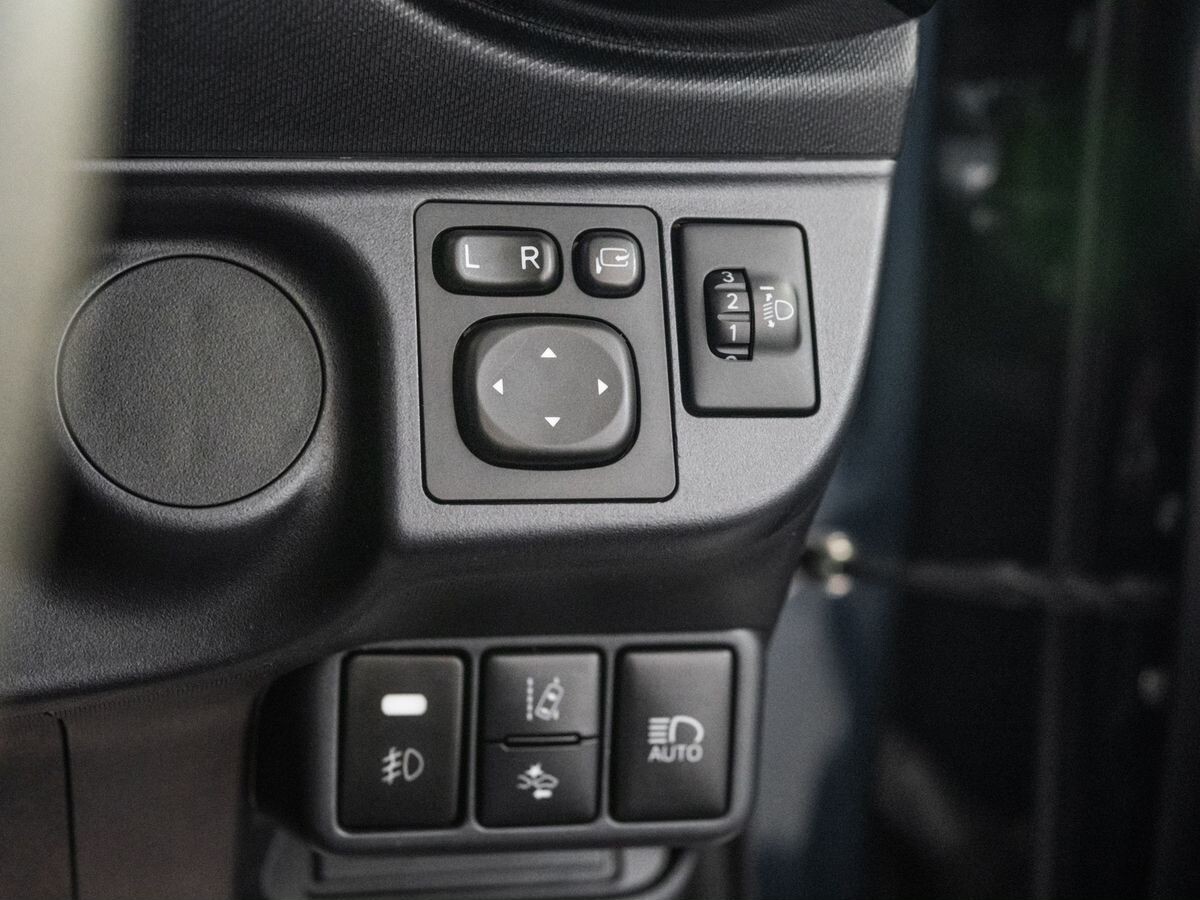 Toyota Aqua 2019 - фото автомобиля