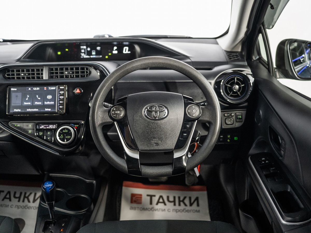 Toyota Aqua 2019 - фото автомобиля