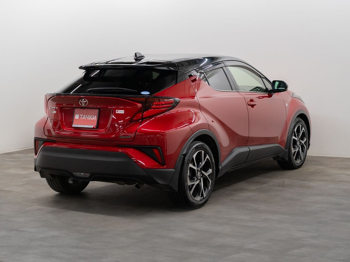 Toyota C-HR 2019 - фото автомобиля