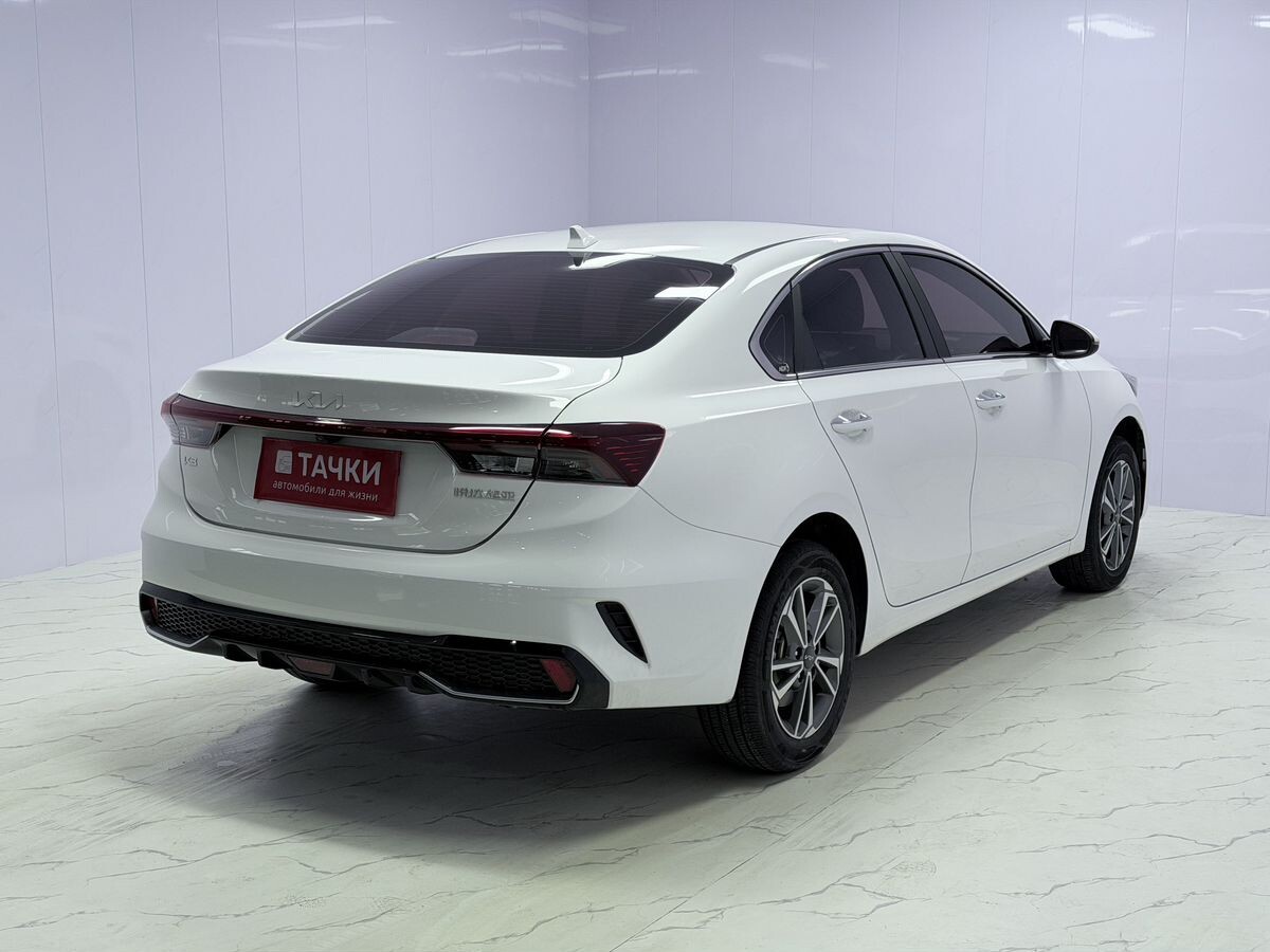 Kia K3 2022 - фото автомобиля