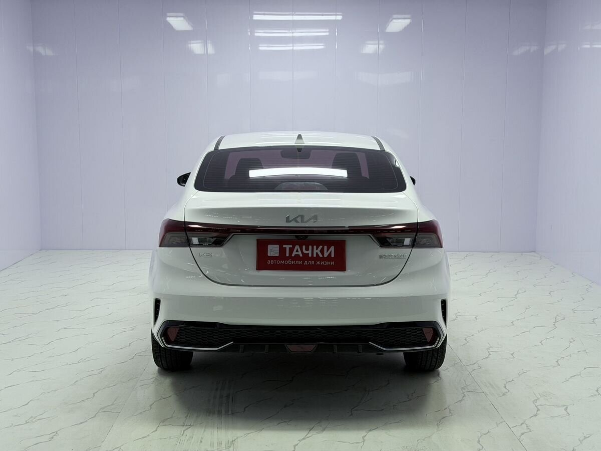 Kia K3 2022 - фото автомобиля