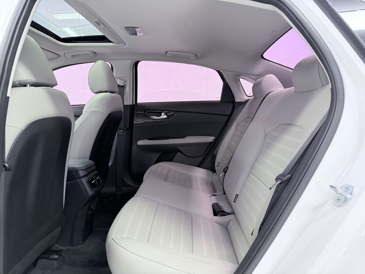 Kia K3 2022 - фото автомобиля