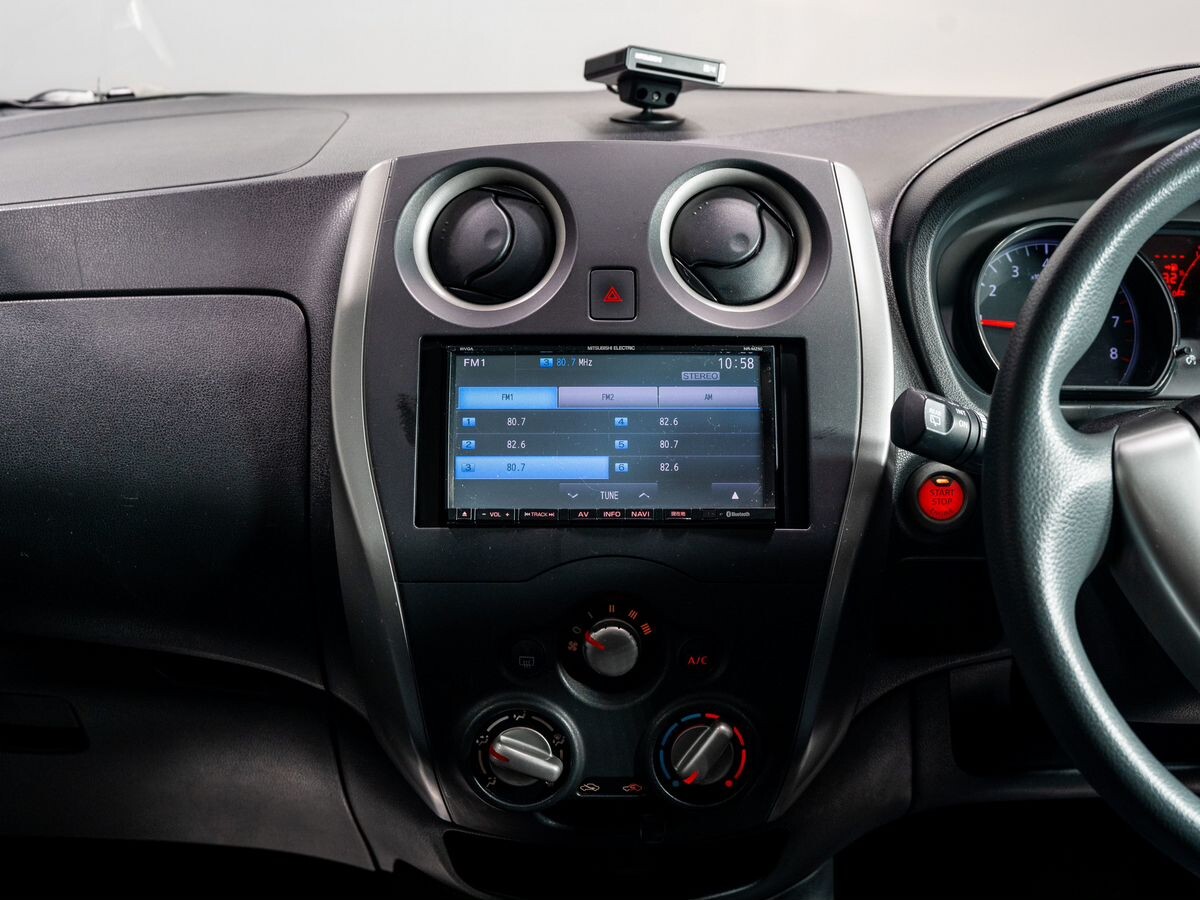 Nissan Note 2016 - фото автомобиля
