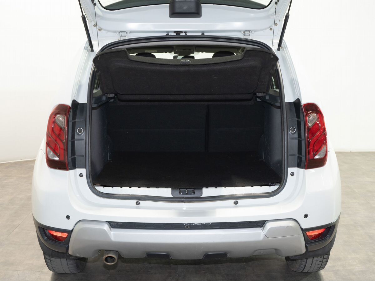 Renault Duster 2018 - фото автомобиля
