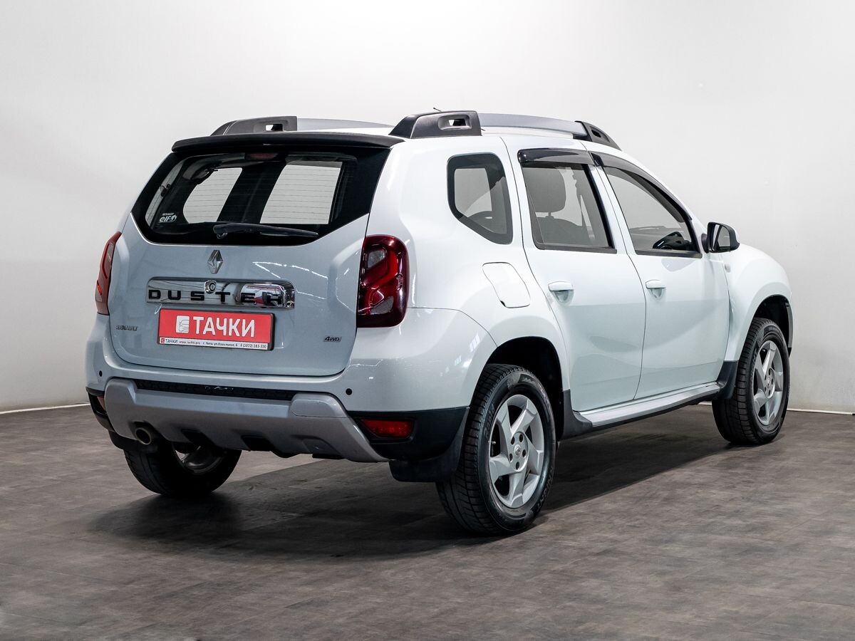 Renault Duster 2018 - фото автомобиля