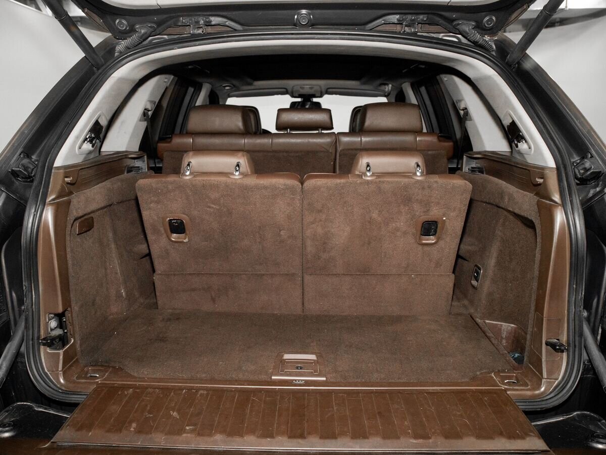 BMW X5 2011 - фото автомобиля