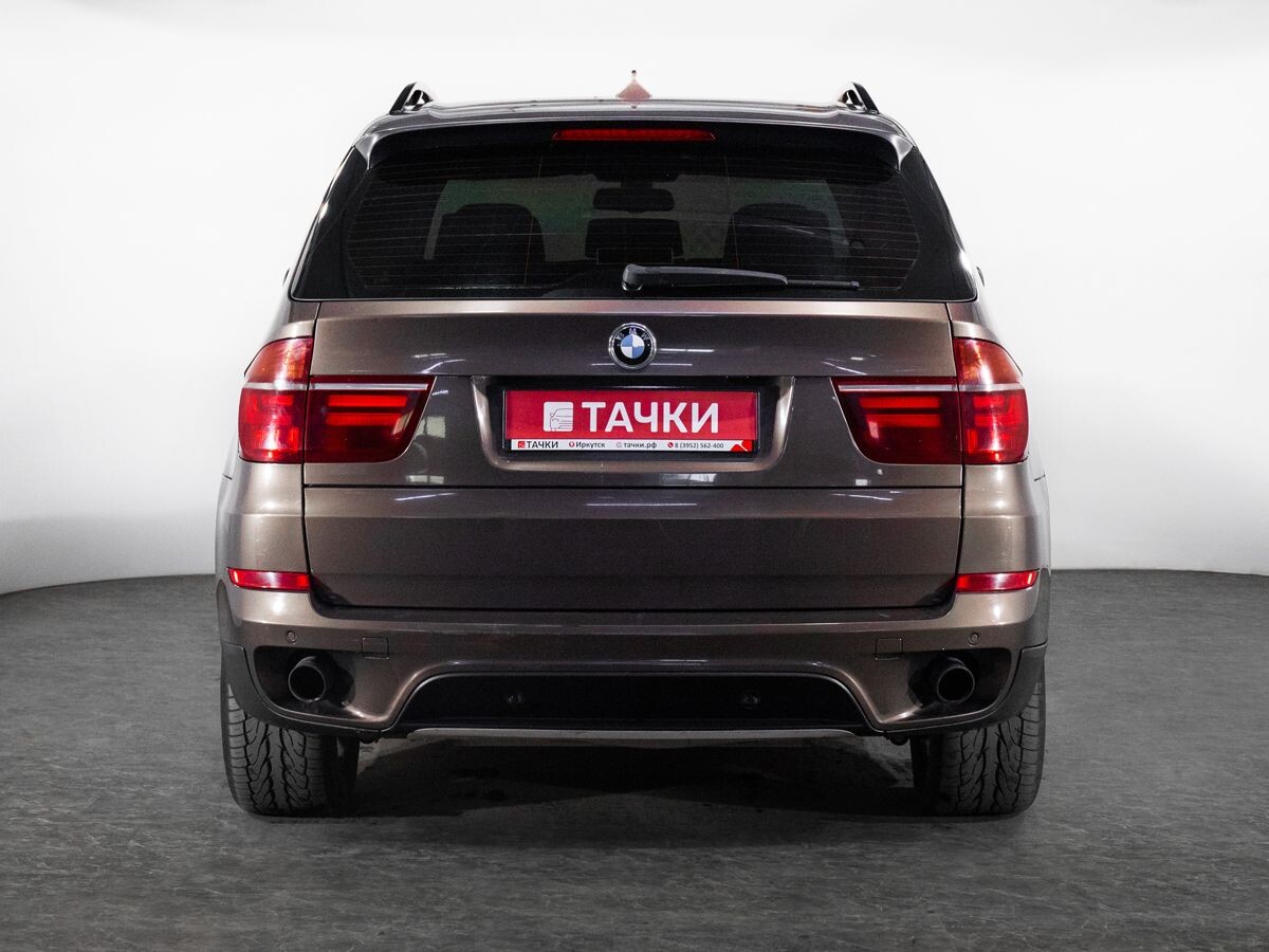 BMW X5 2011 - фото автомобиля