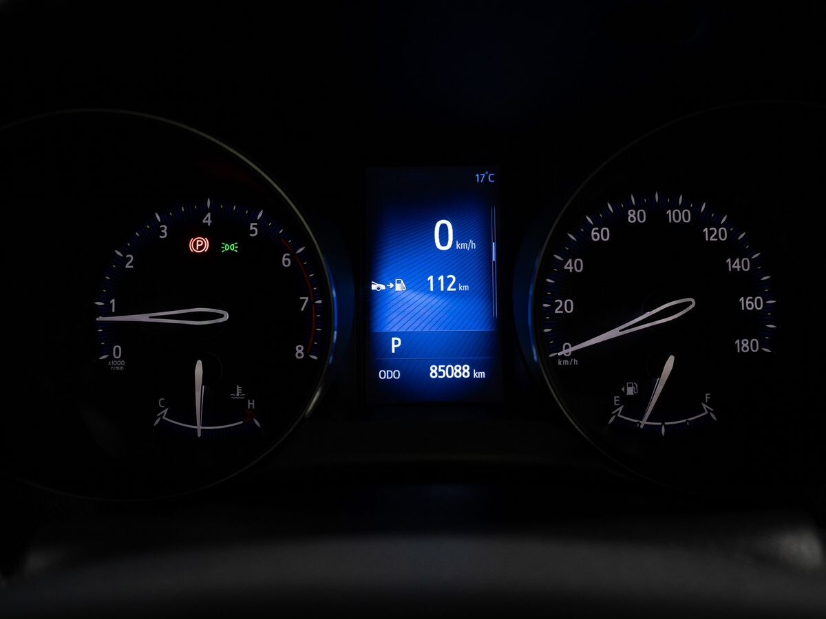 Toyota C-HR 2019 - фото автомобиля
