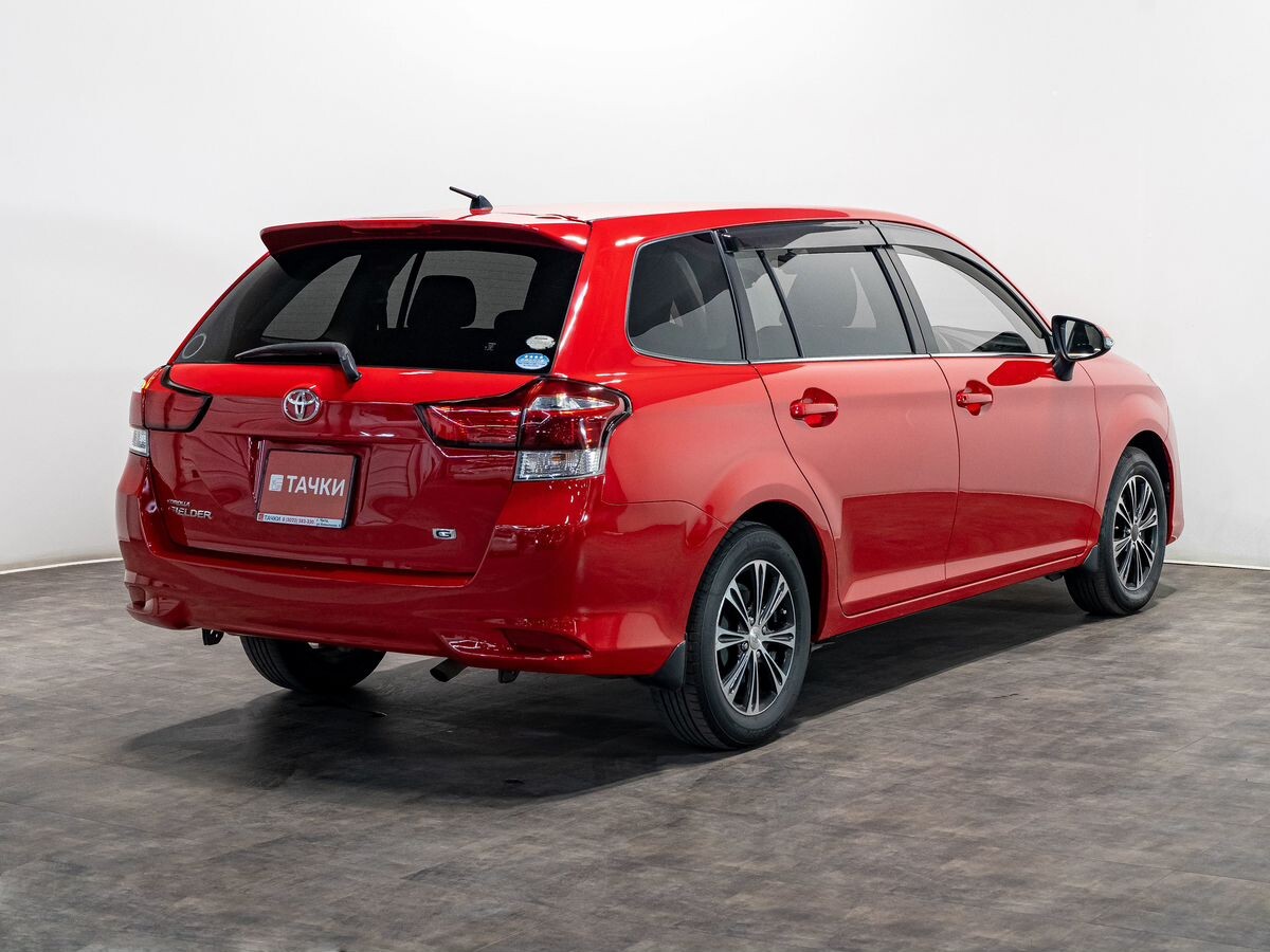 Toyota Corolla Fielder 2017 - фото автомобиля