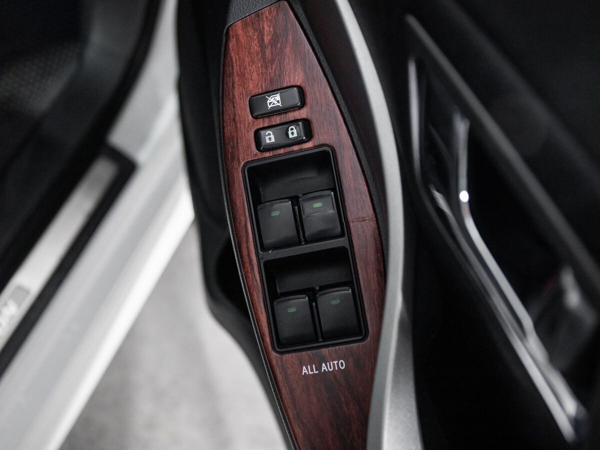 Toyota Allion 2012 - фото автомобиля