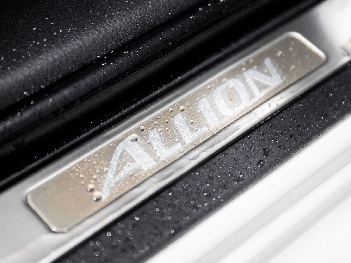 Toyota Allion 2012 - фото автомобиля