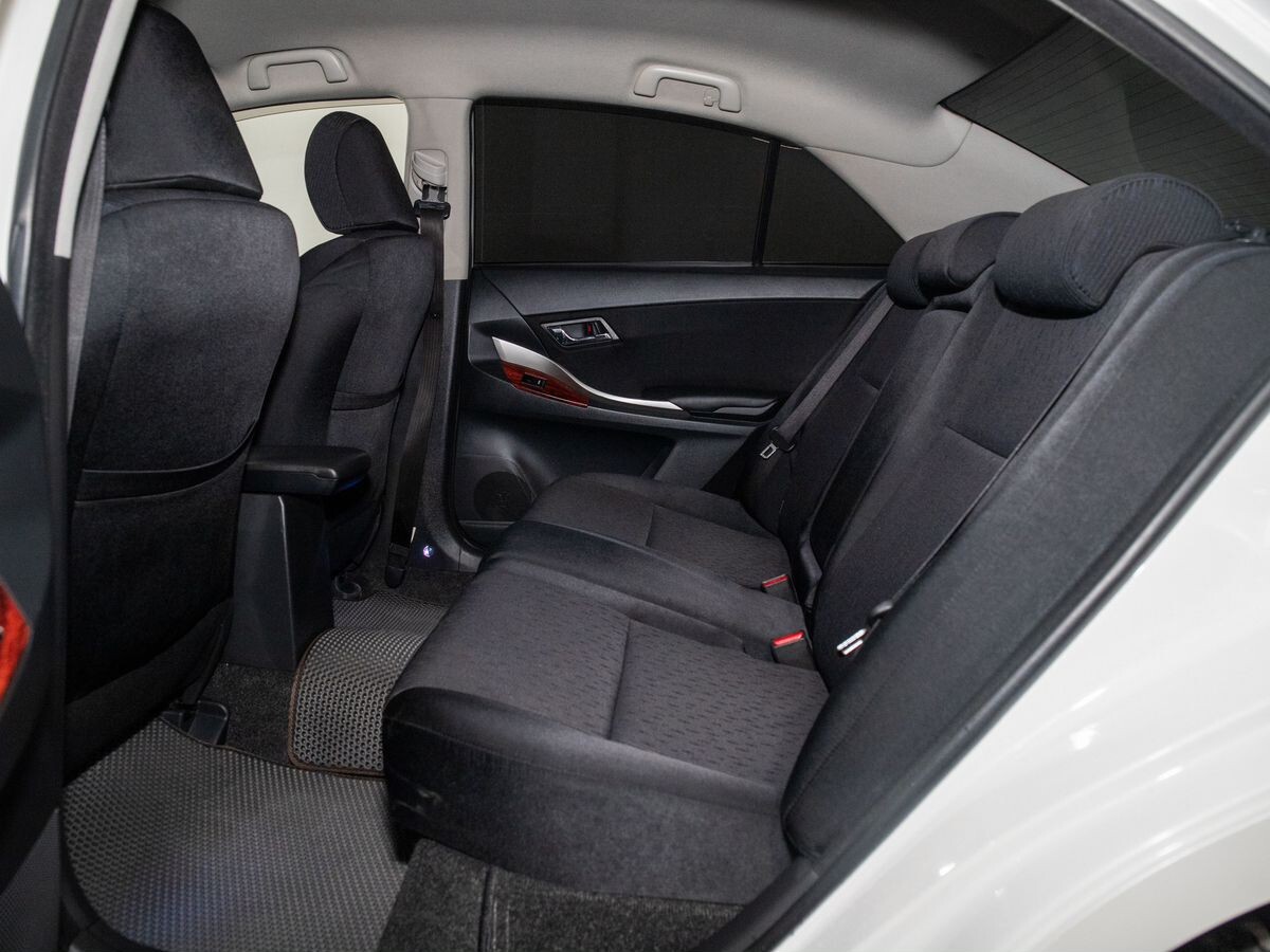 Toyota Allion 2012 - фото автомобиля