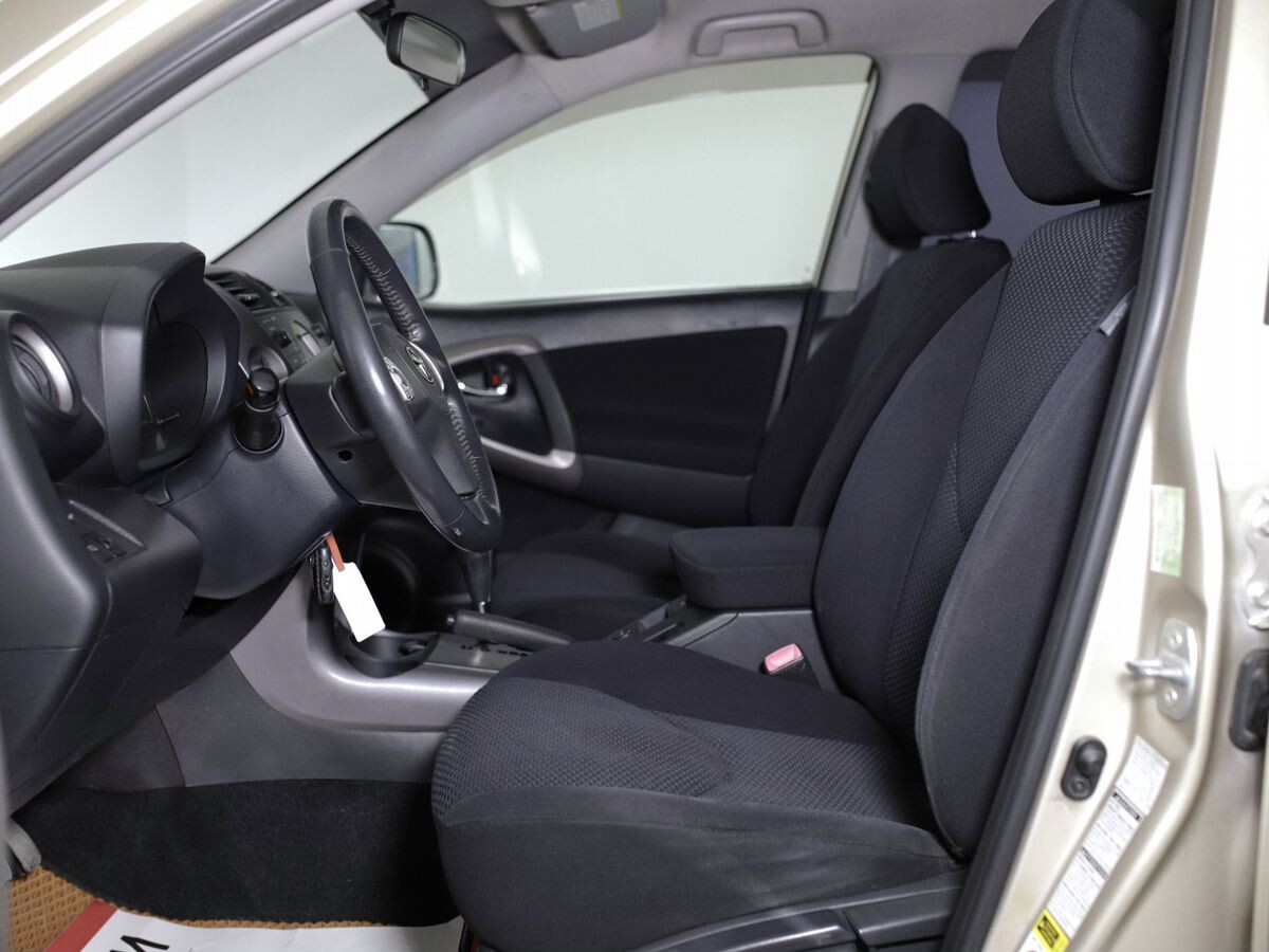 Toyota RAV4 2007 - фото автомобиля