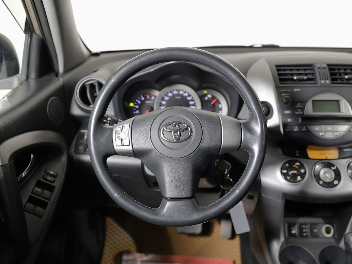 Toyota RAV4 2007 - фото автомобиля