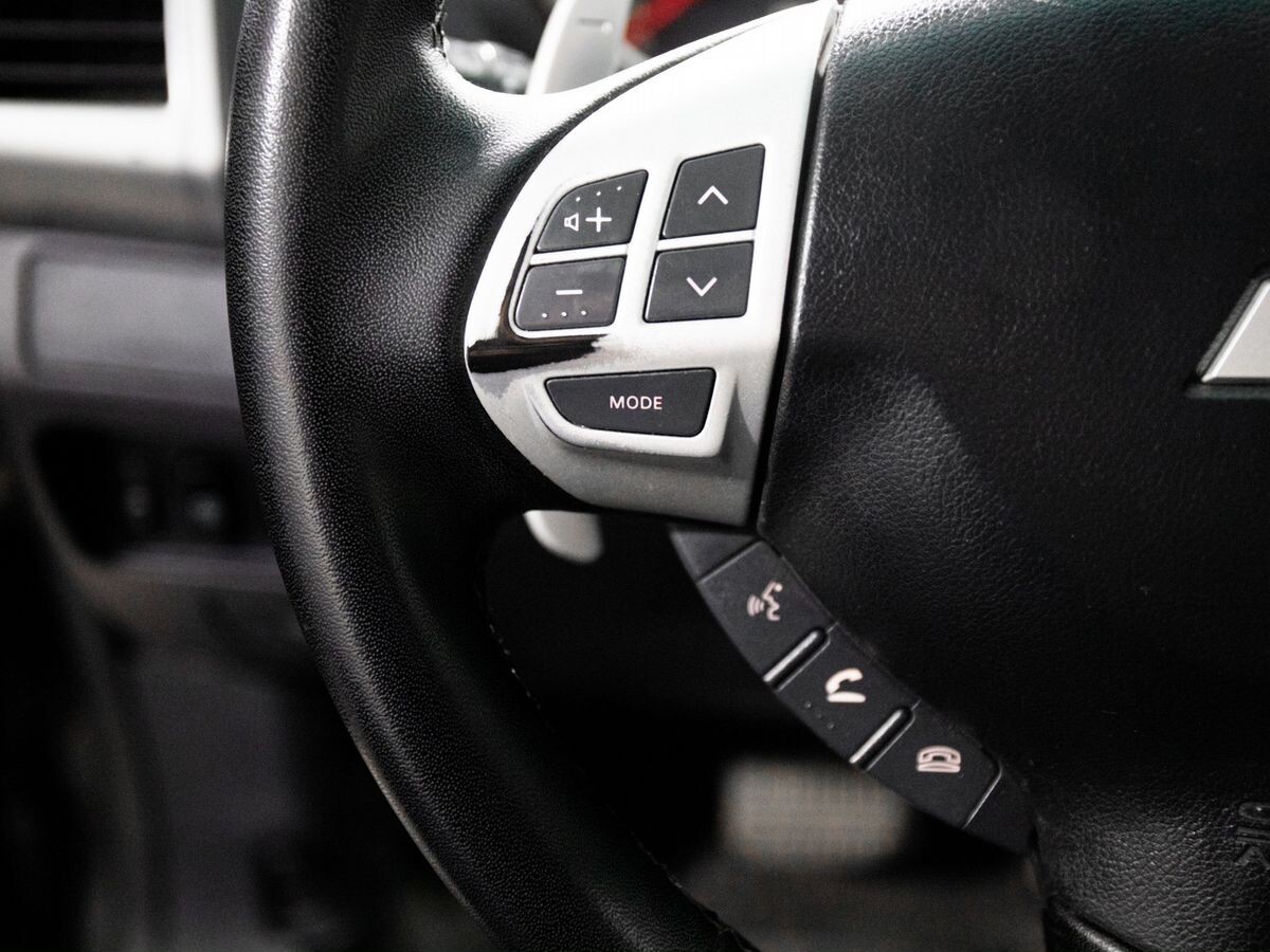 Mitsubishi Outlander 2008 - фото автомобиля