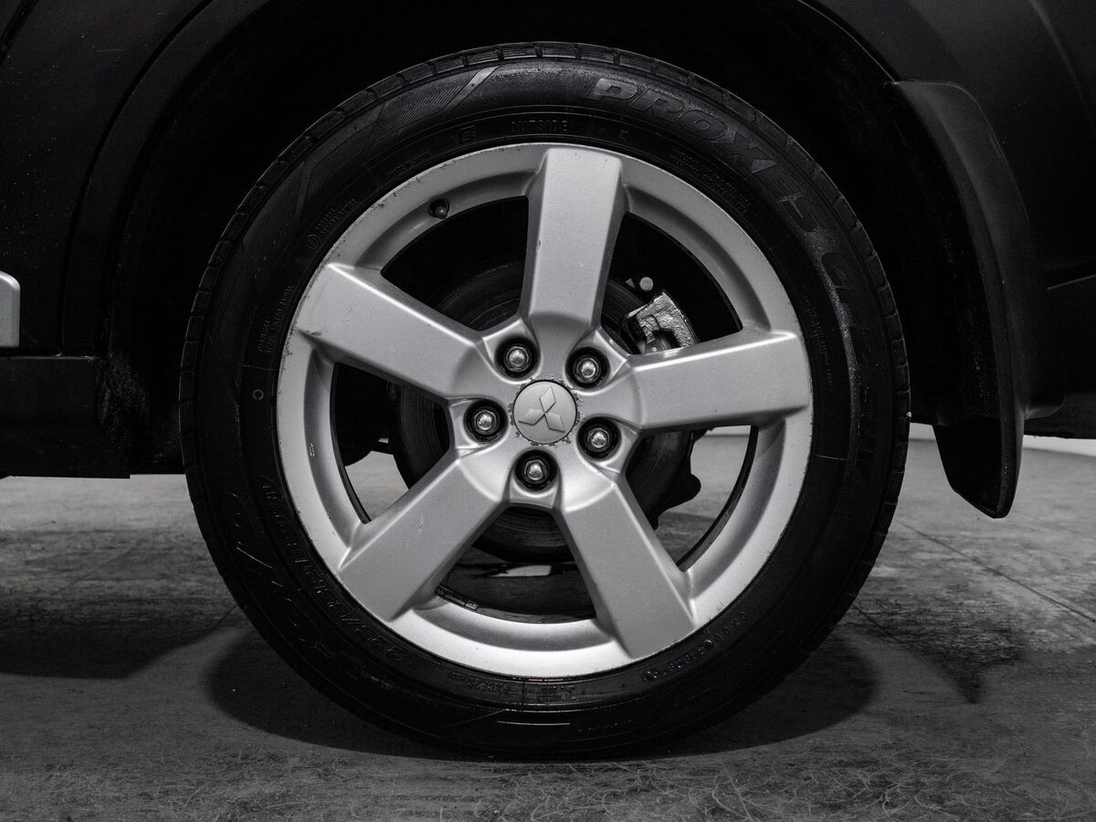 Mitsubishi Outlander 2008 - фото автомобиля