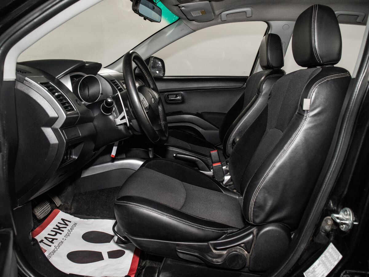 Mitsubishi Outlander 2008 - фото автомобиля