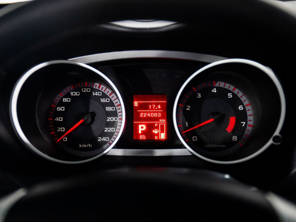 Mitsubishi Outlander 2008 - фото автомобиля
