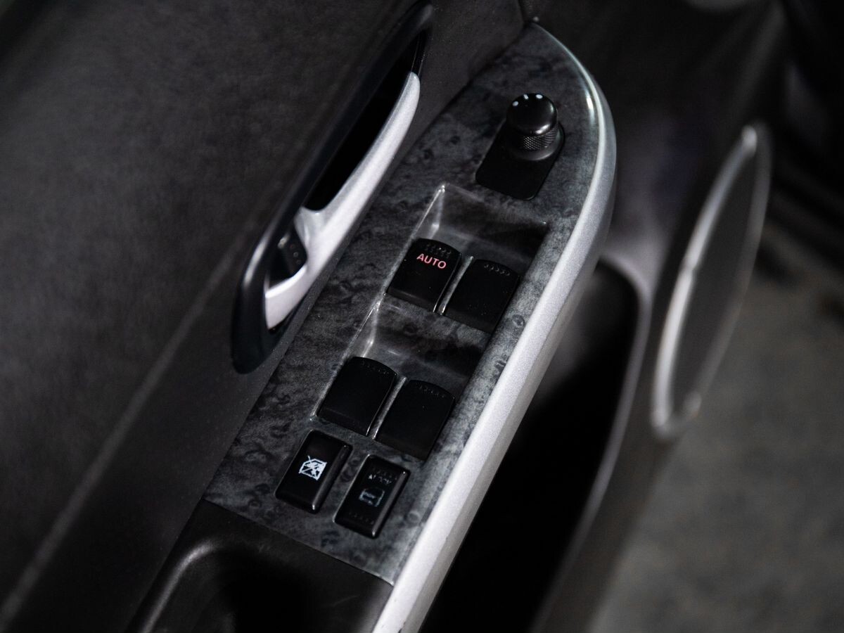 Suzuki Grand Vitara 2011 - фото автомобиля