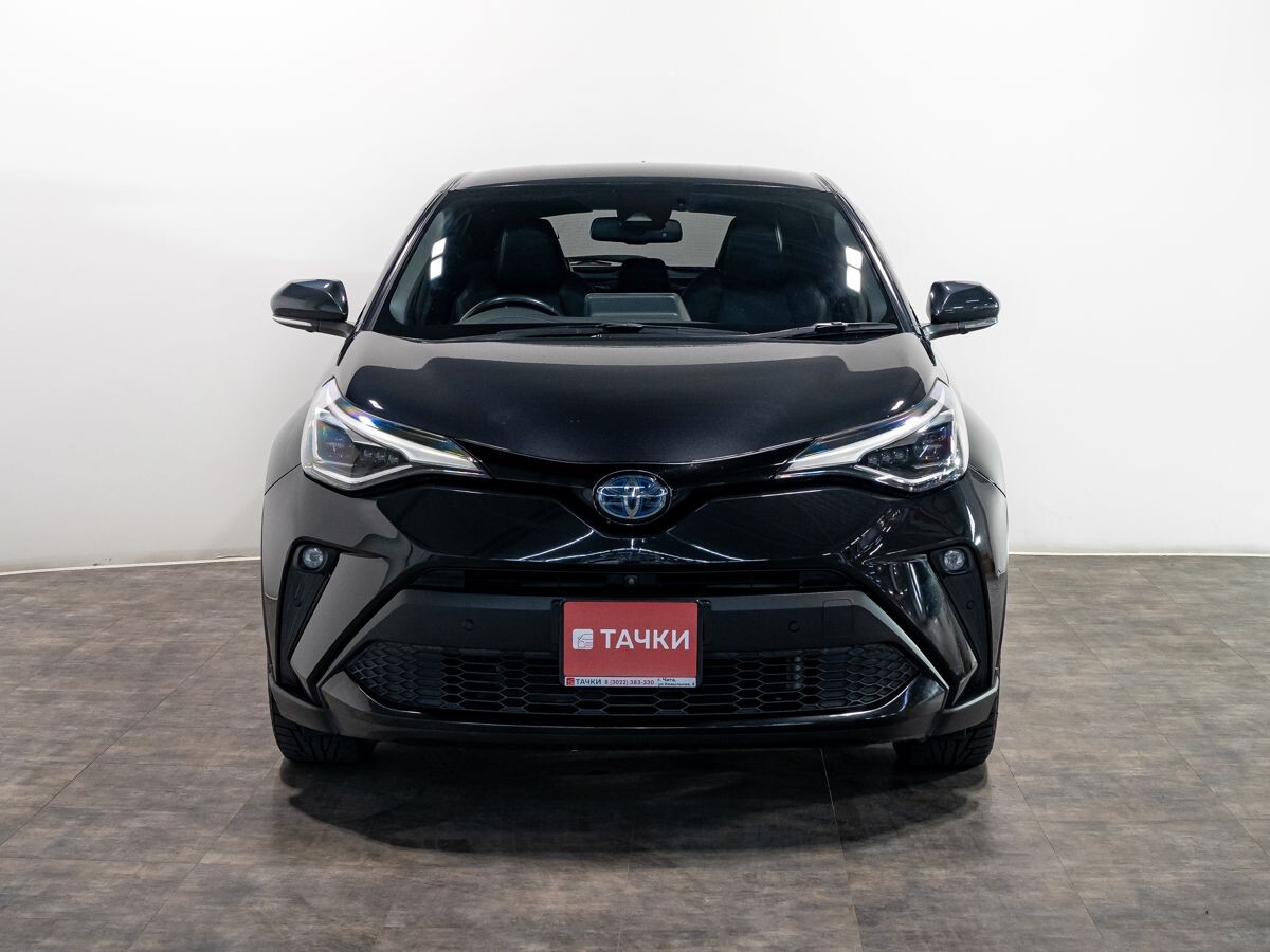 Toyota C-HR 2020 - фото автомобиля