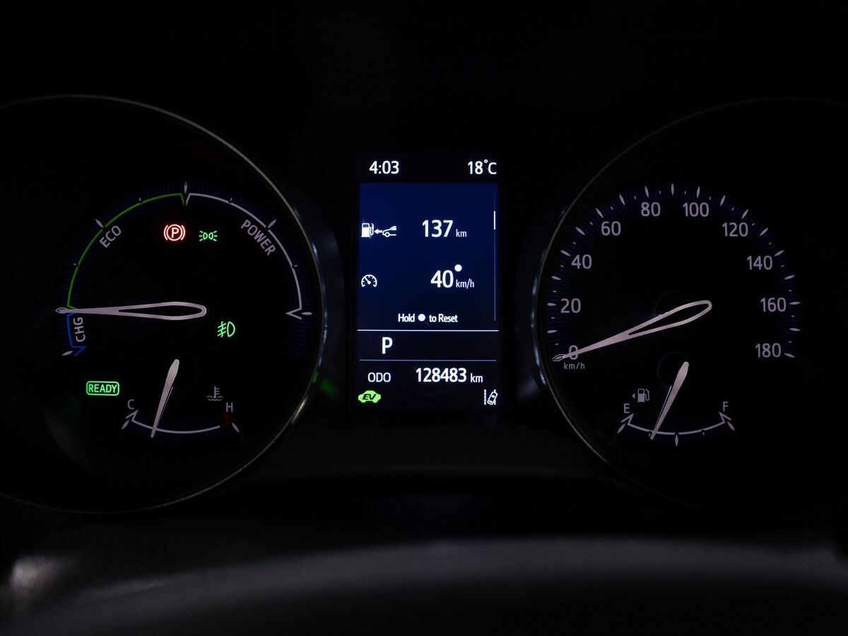 Toyota C-HR 2020 - фото автомобиля