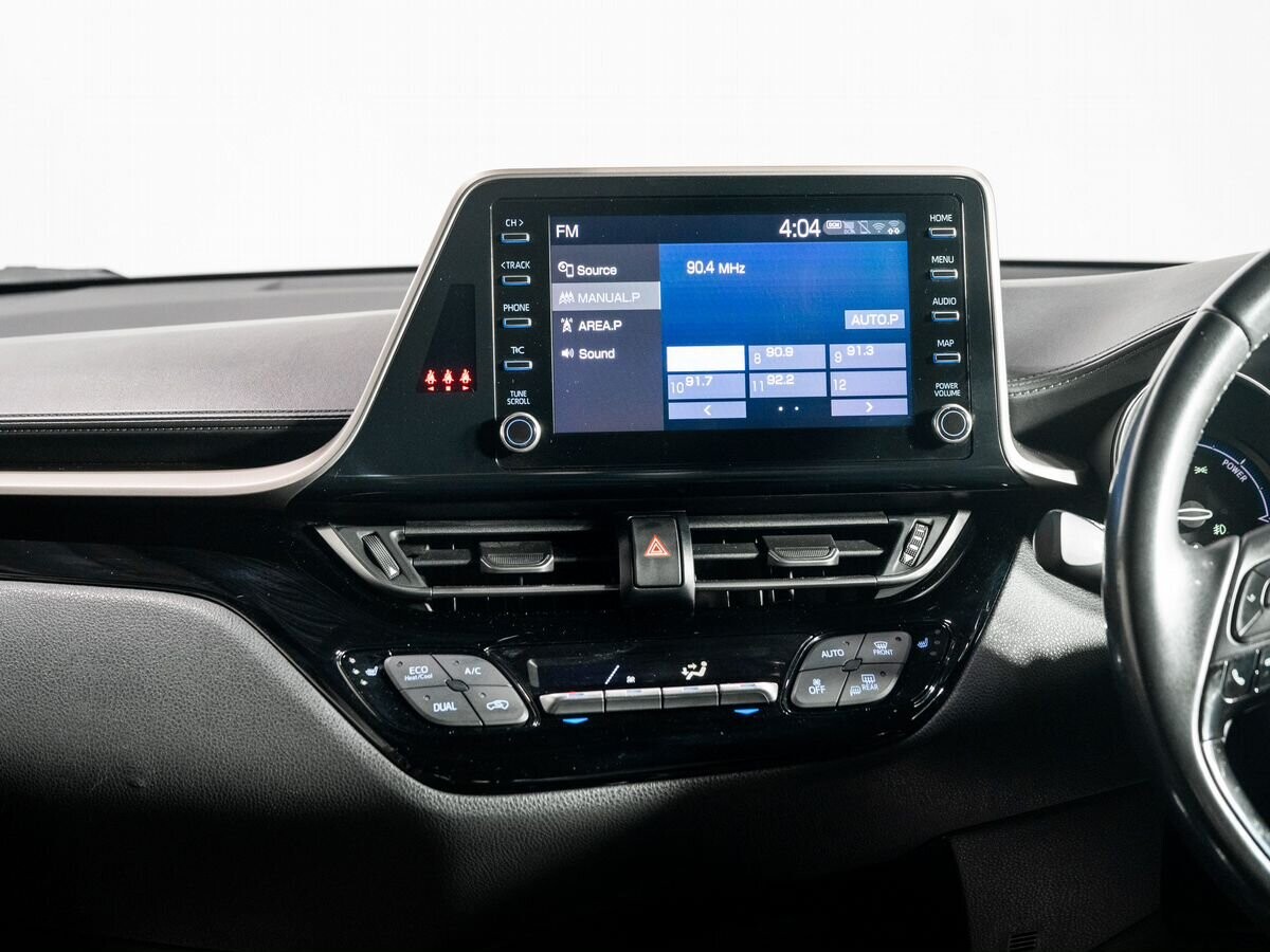 Toyota C-HR 2020 - фото автомобиля