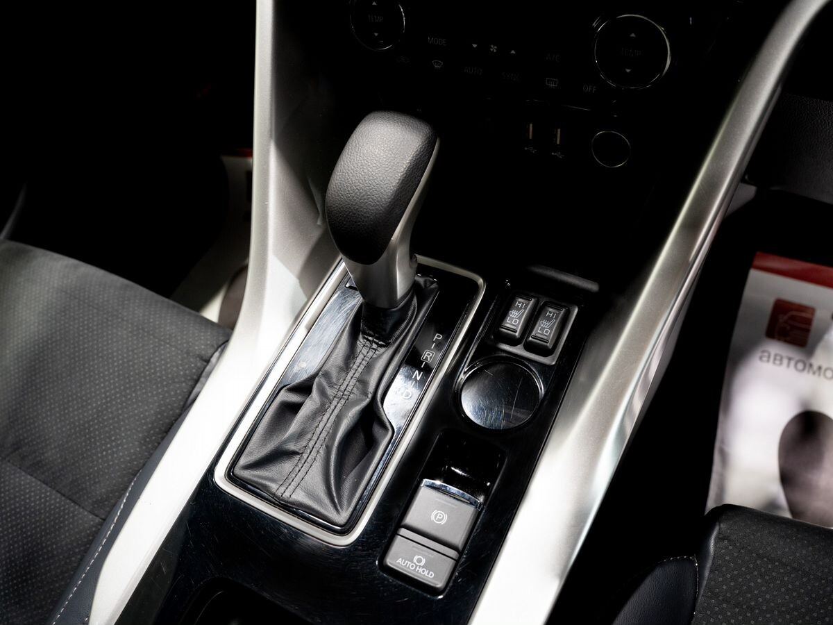 Mitsubishi Eclipse Cross 2022 - фото автомобиля