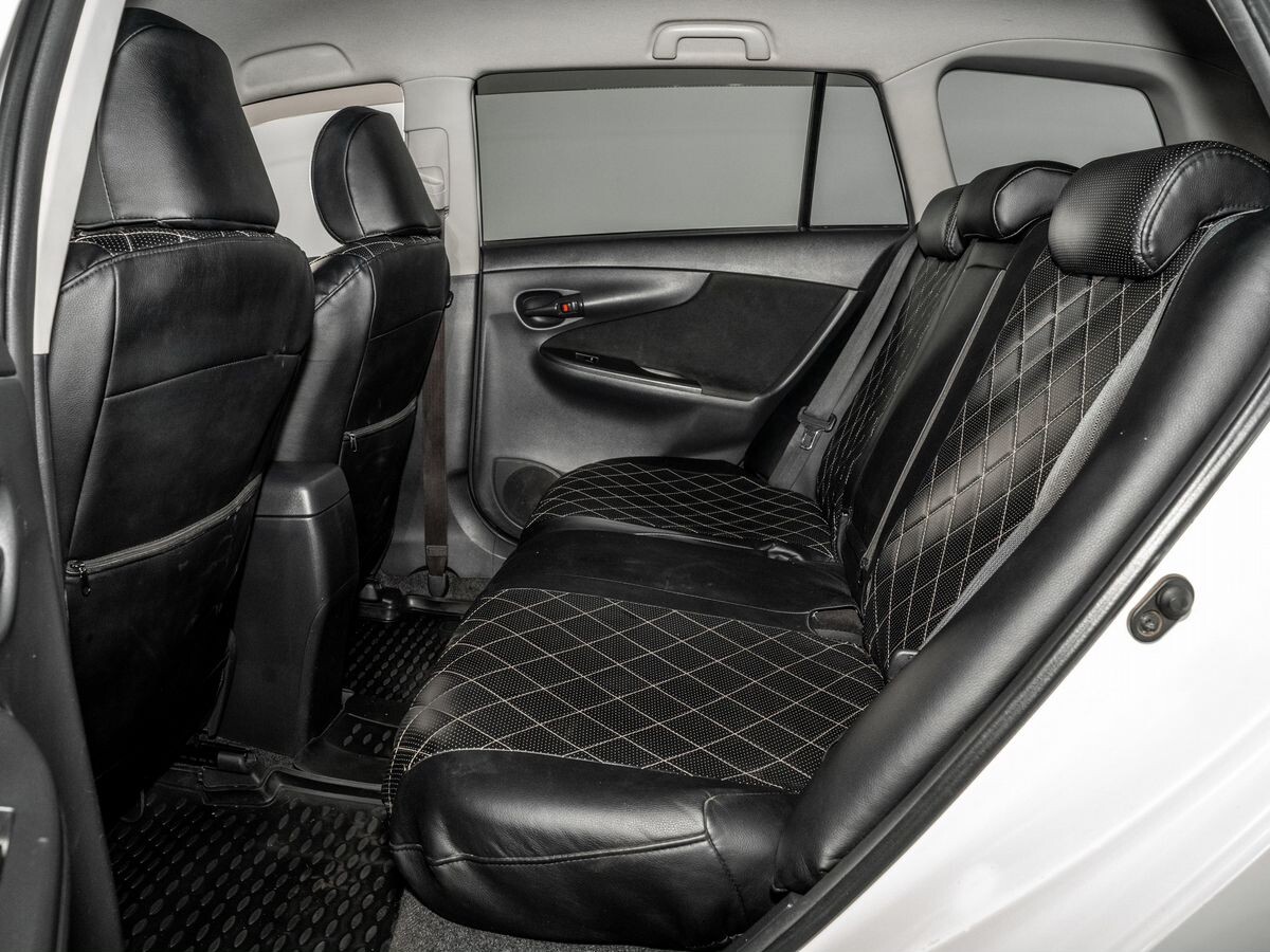 Toyota Corolla Fielder 2010 - фото автомобиля