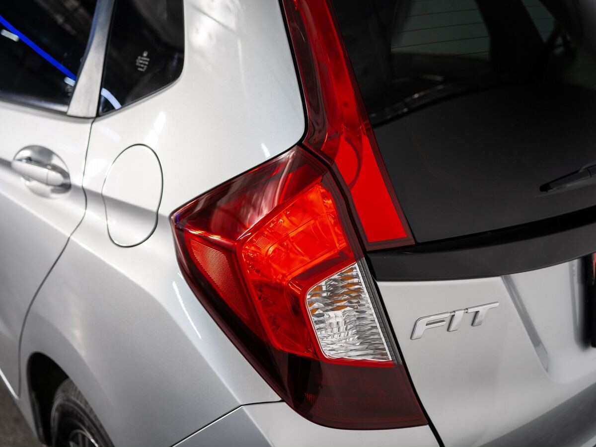 Honda Fit 2017 - фото автомобиля