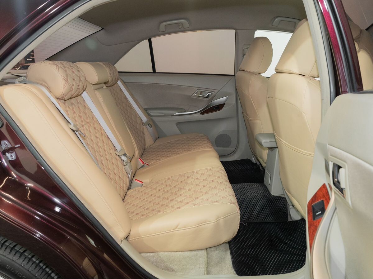 Toyota Premio 2010 - фото автомобиля