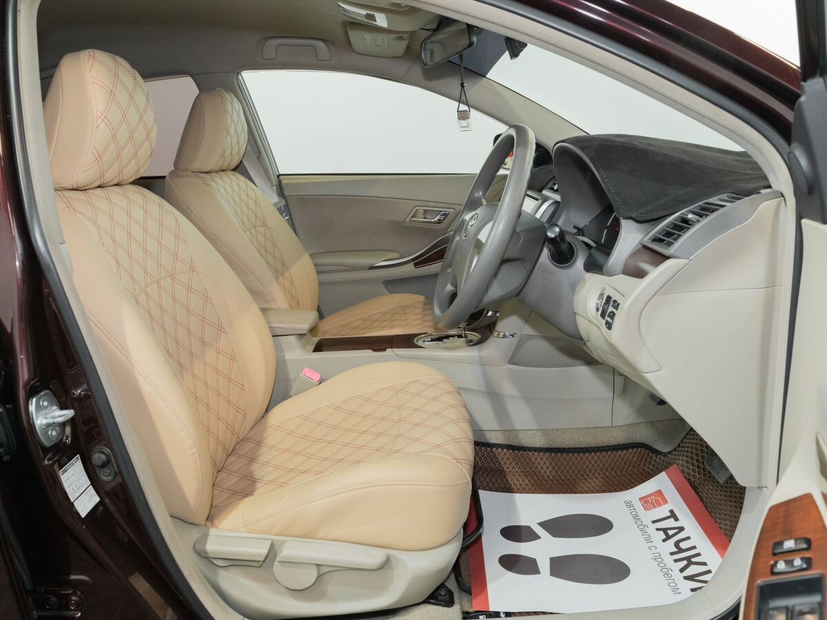 Toyota Premio 2010 - фото автомобиля