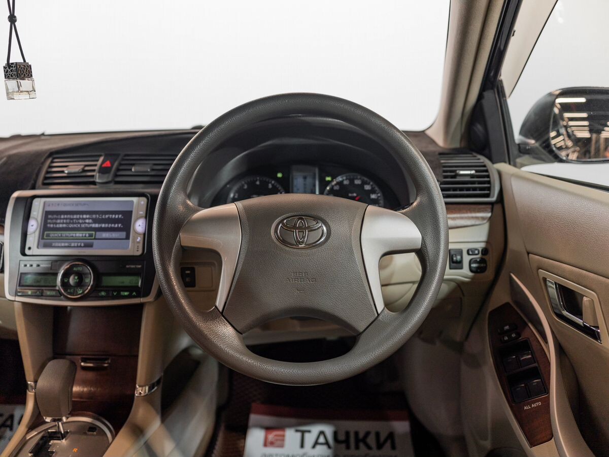 Toyota Premio 2010 - фото автомобиля