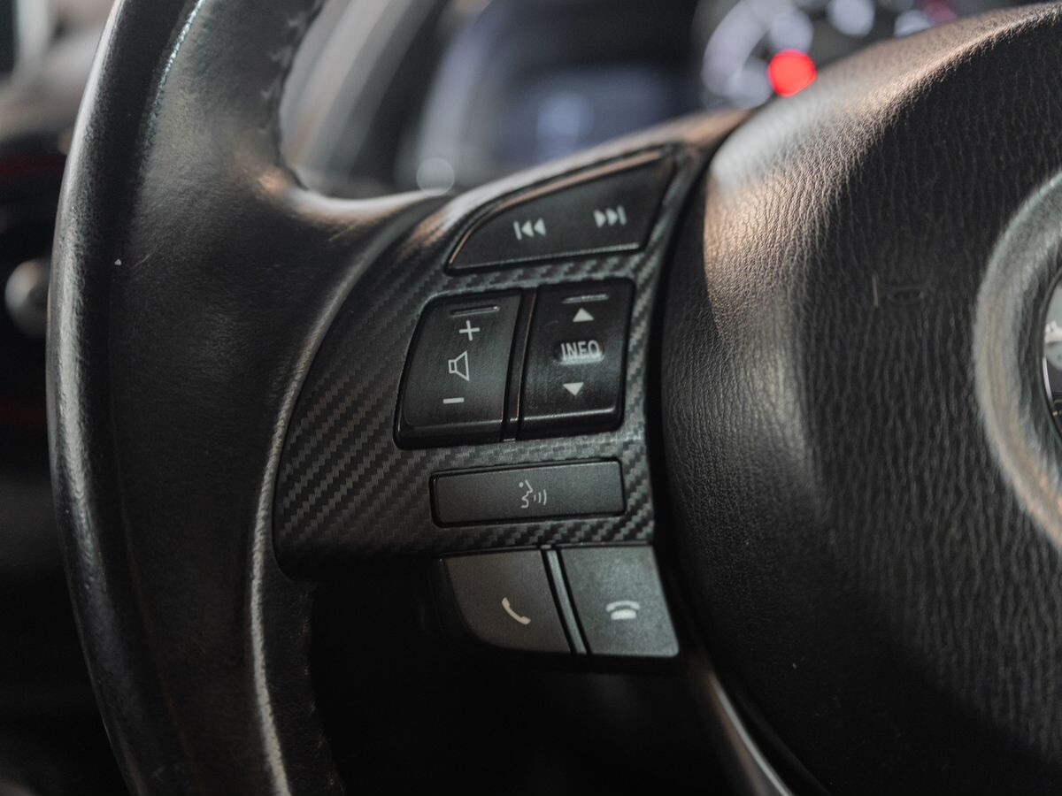 Mazda CX-3 2015 - фото автомобиля