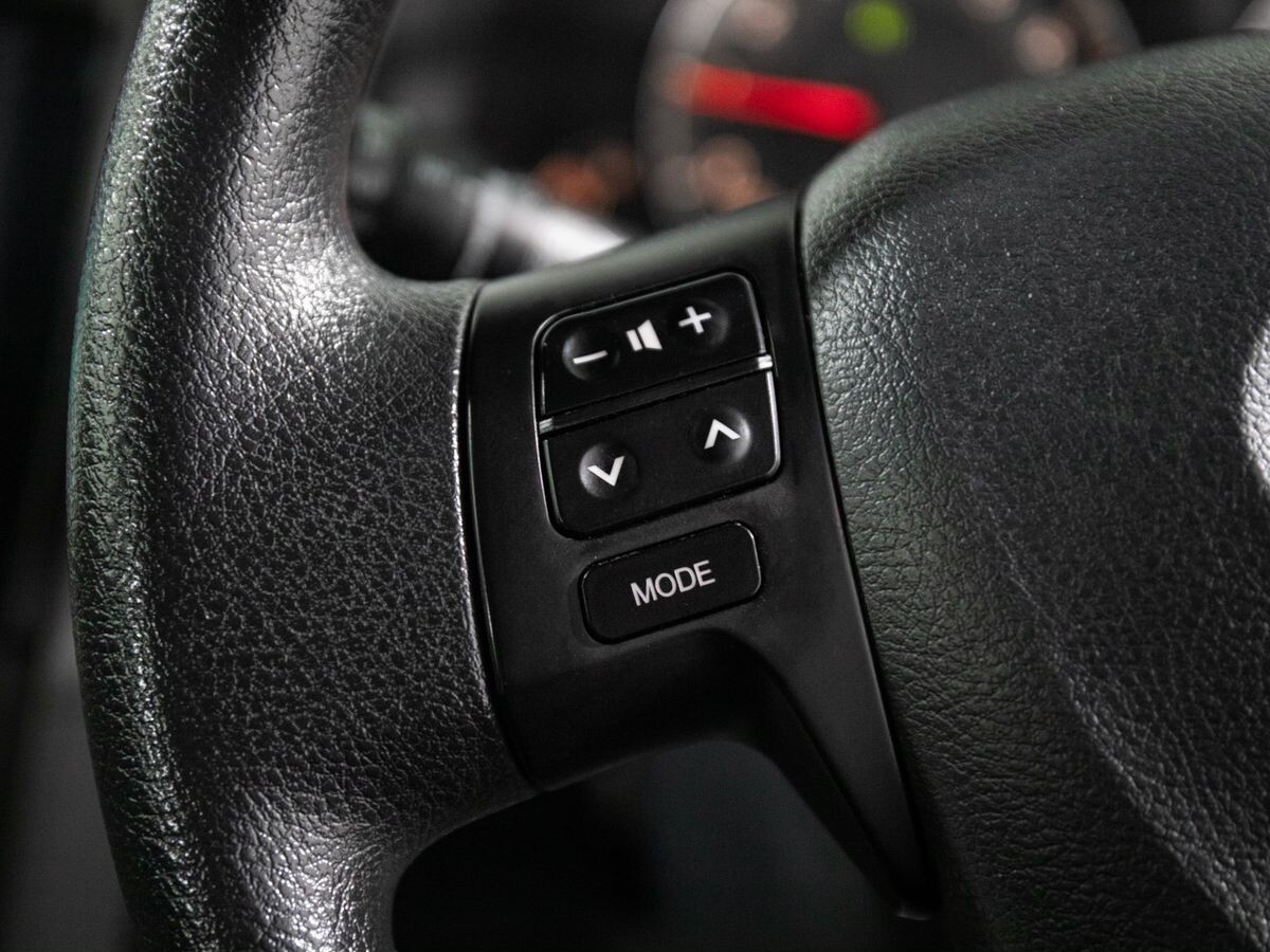 Toyota Corolla Fielder 2010 - фото автомобиля