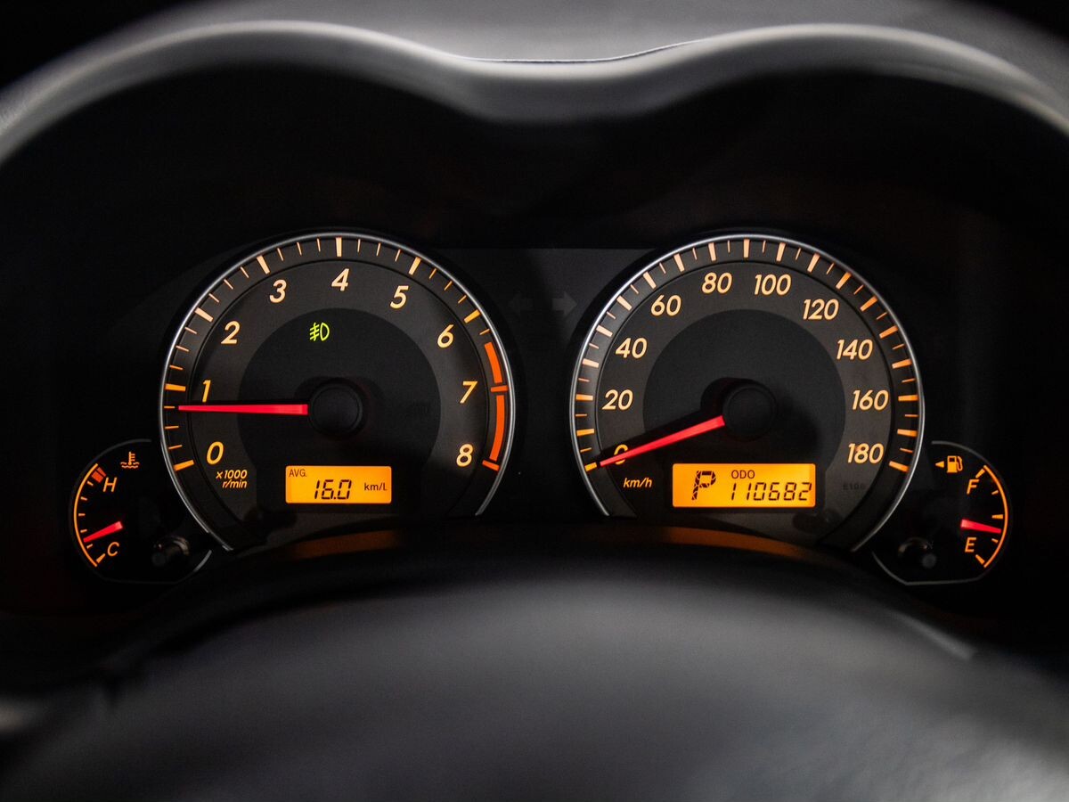 Toyota Corolla Fielder 2010 - фото автомобиля