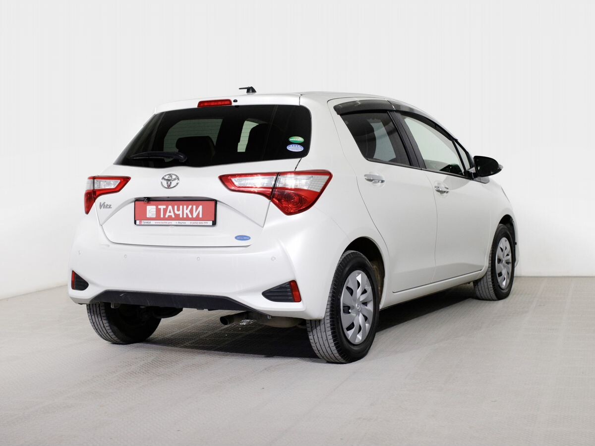 Toyota Vitz 2019 - фото автомобиля