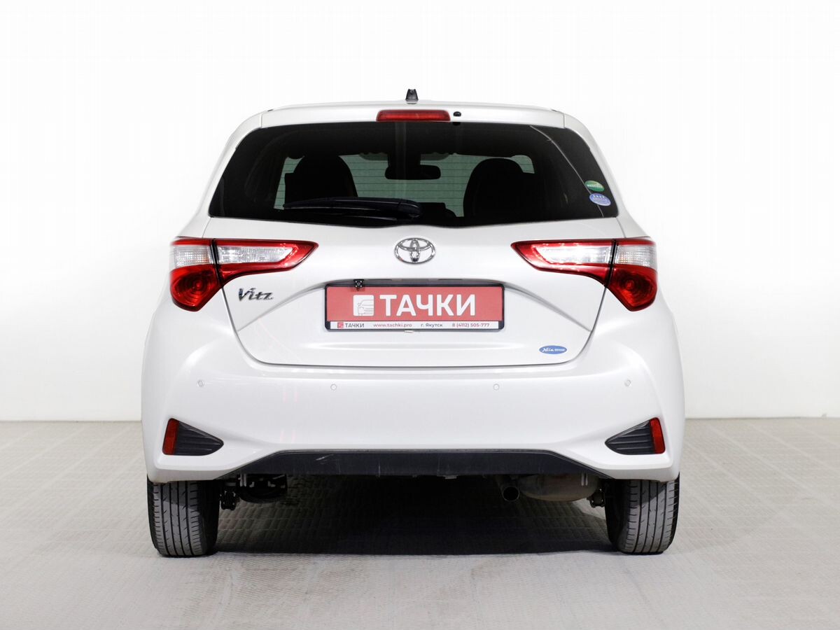 Toyota Vitz 2019 - фото автомобиля